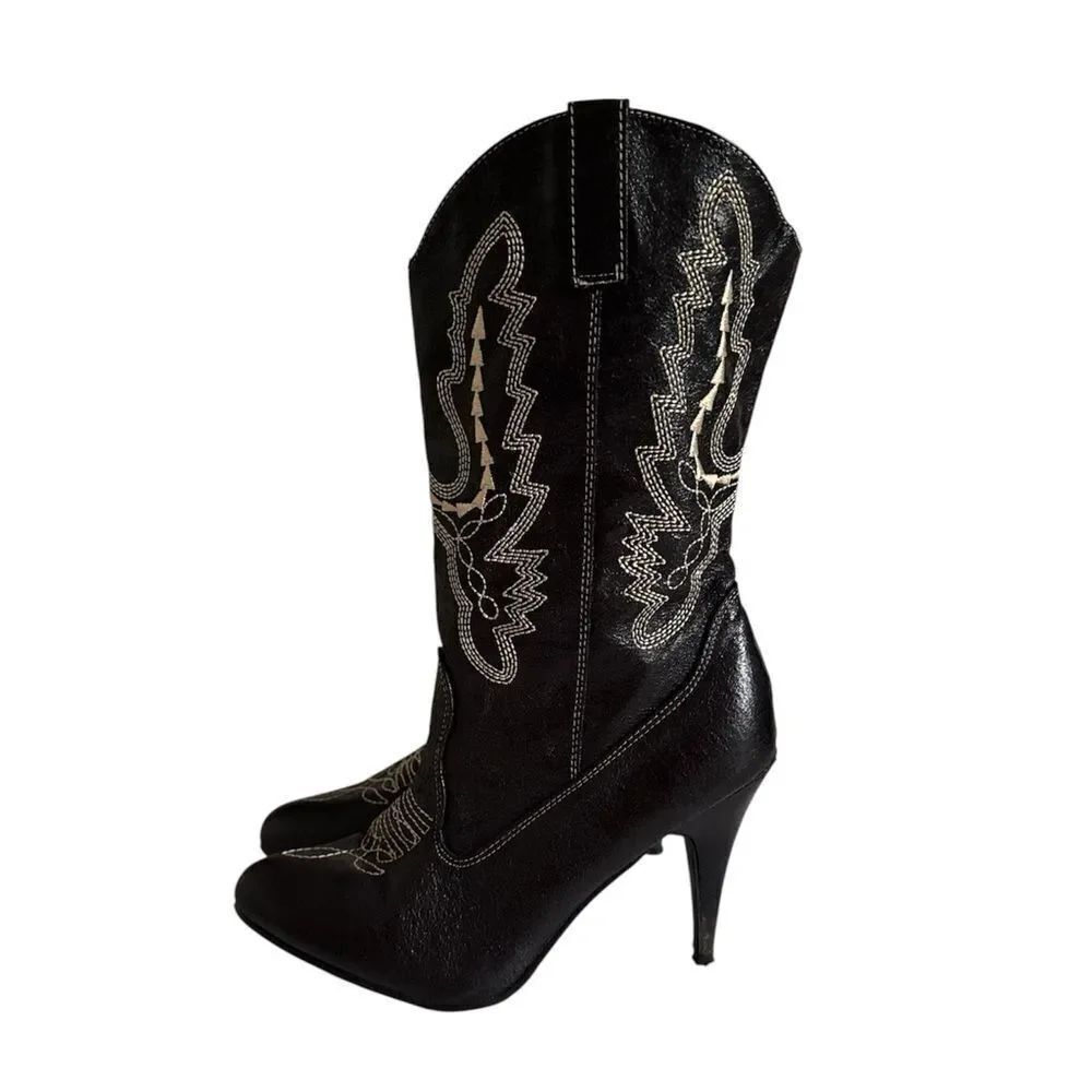 Ellie Black Embroidered Heeled Boots EUC